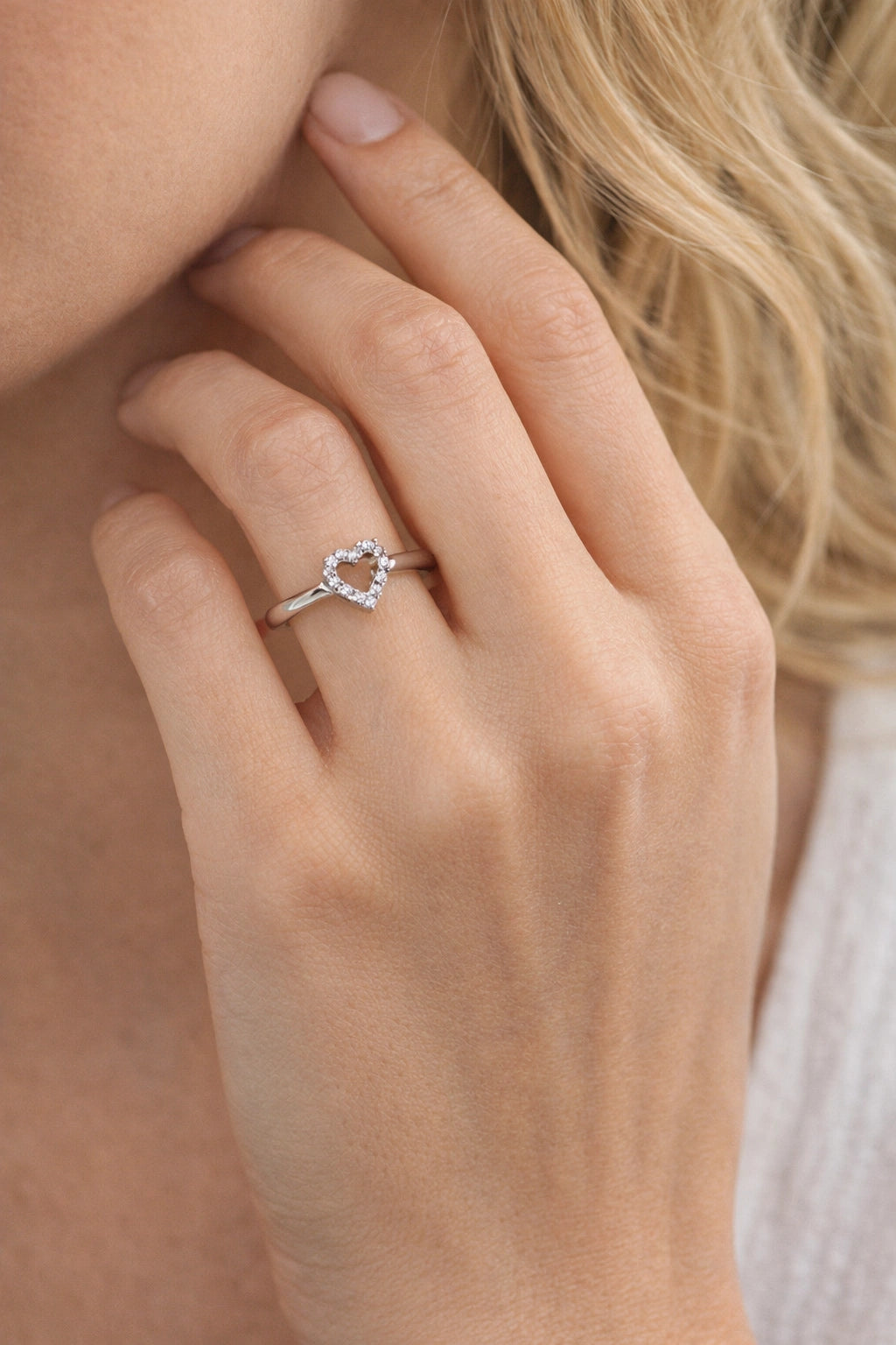 925 Sterling Silver Heart-Shaped Diamond Studded Ring for Women – Elegant Open Heart Design